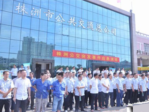 客車自動破窗裝置,遙控自動破玻器,破窗器,南冠破玻器 客車自動破窗裝置,遙控自動破玻器,破窗器,南冠破玻器