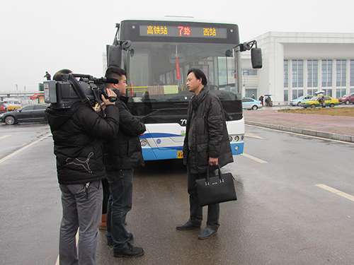 客車(chē)自動(dòng)破窗裝置,遙控自動(dòng)破玻器,破窗器,南冠破玻器